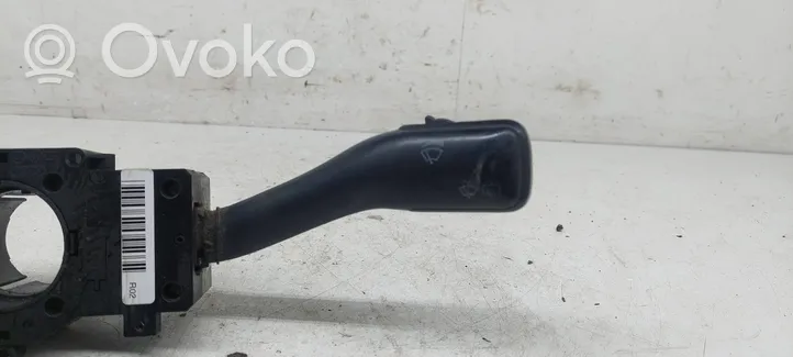 Volkswagen PASSAT B5 Rokturu komplekts 4B0953503F