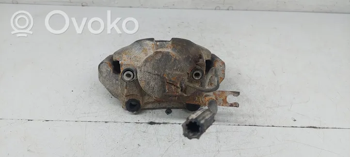 Volkswagen PASSAT B5 Front brake caliper 