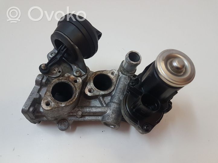Volkswagen PASSAT CC EGR valve 0280751016