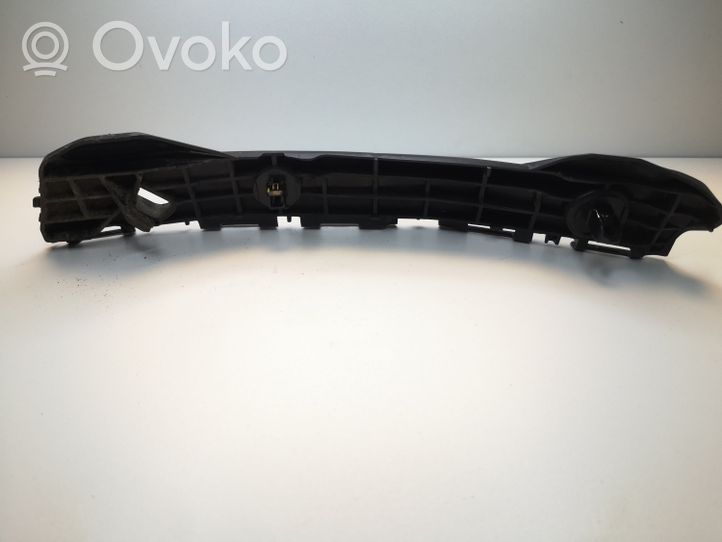 Toyota Yaris Uchwyt / Mocowanie zderzaka tylnego 525760D450