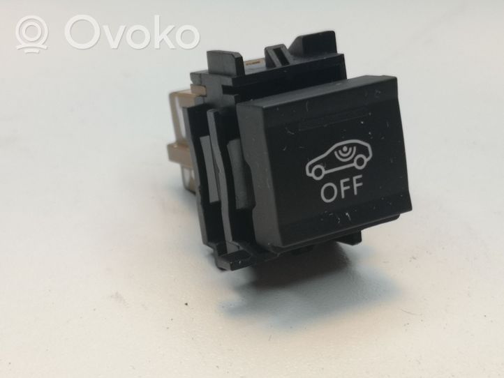 Opel Combo E Inne przełączniki i przyciski 9817028077
