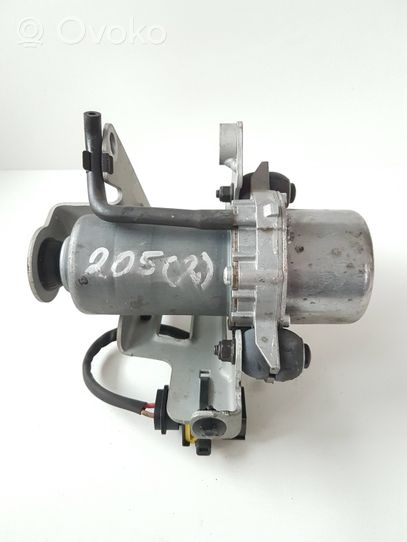 Mercedes-Benz C W205 Alipainepumppu A0004303832