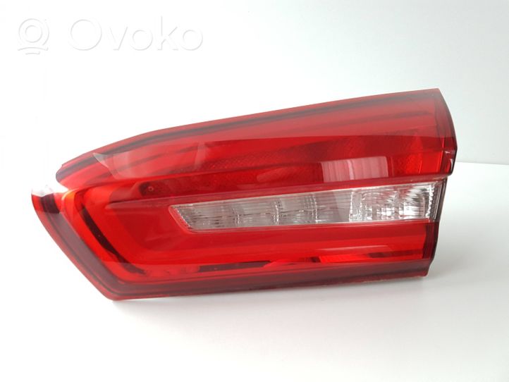 Ford Focus Lampy tylnej klapy bagażnika JX7B13A602TB