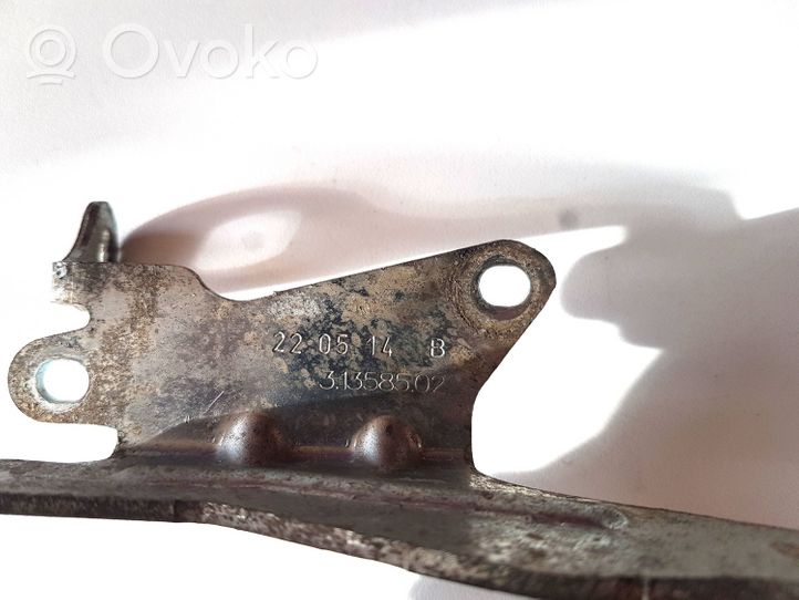 Ford Courier EGR aušintuvo kronšteinas 31358502