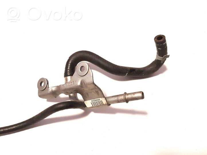 Opel Insignia B Linea/tubo flessibile di ritorno del carburante 55568235