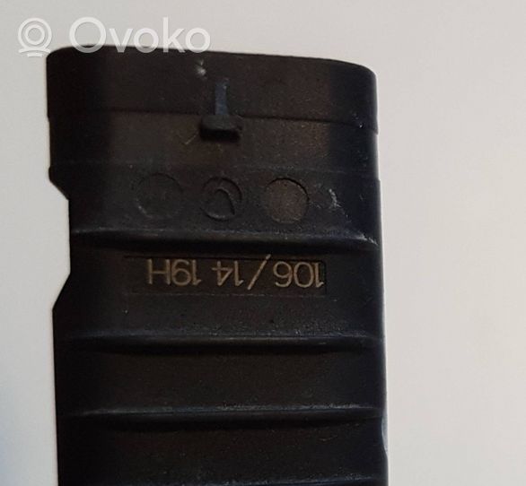 Peugeot 208 Exhaust gas temperature sensor 9807521080