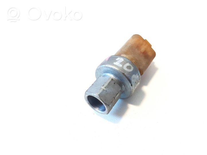 Peugeot 208 Air conditioning (A/C) pressure sensor 52CP3204