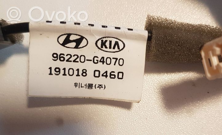 Hyundai i30 Kiti laidai/ instaliacija 96220G4070