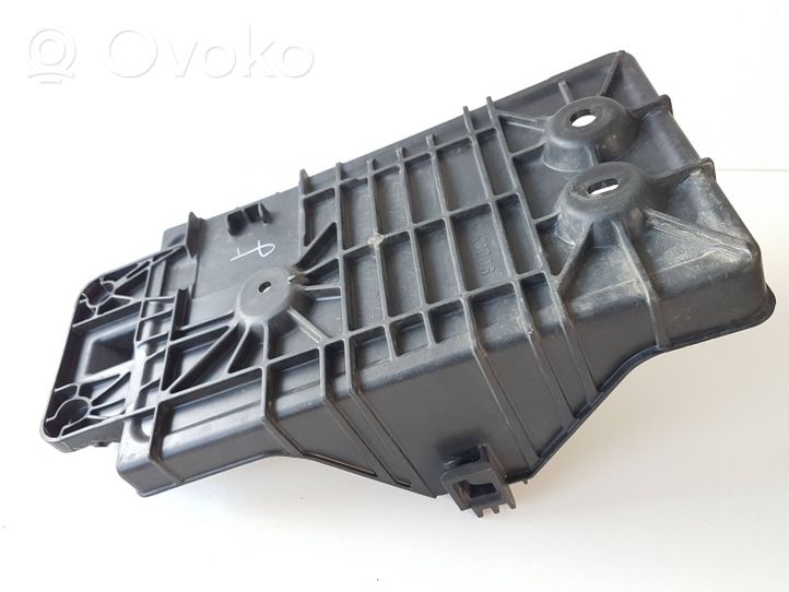 Mazda CX-5 Boîte de batterie KE7056041