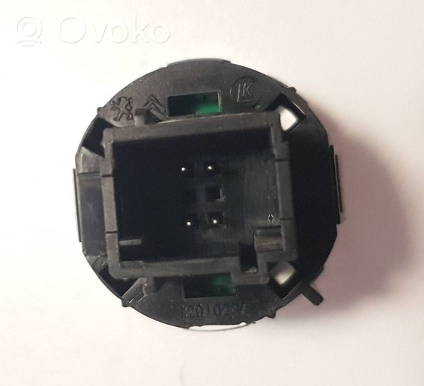 Citroen C5 Aircross Bouton poussoir de démarrage du moteur 9827205180