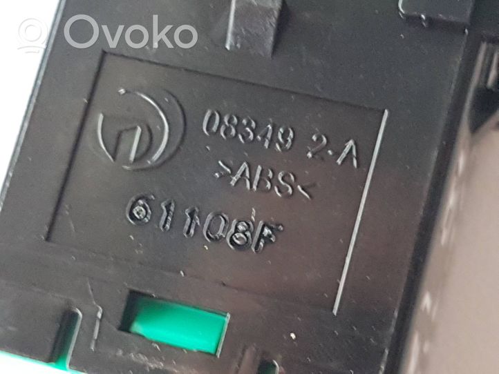 Nissan X-Trail T32 Tailgate/trunk/boot open switch 083492A