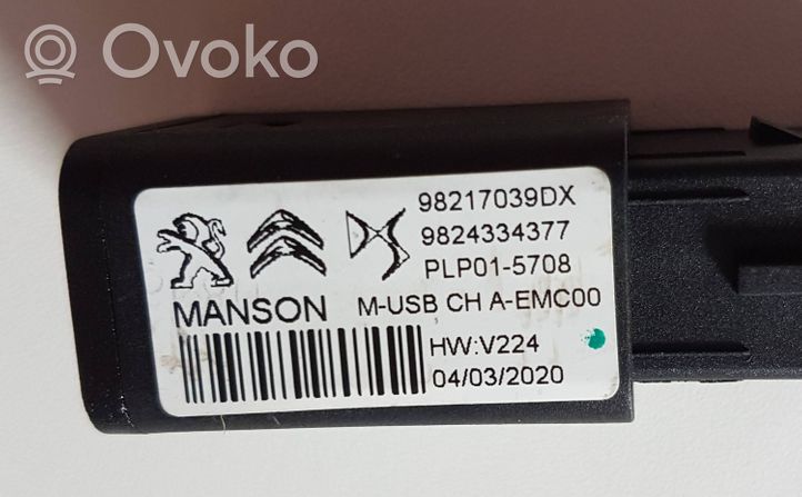 Citroen C5 Aircross USB-pistokeliitin 9824334377