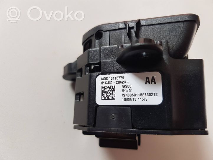 Land Rover Evoque I Interruttore del freno di stazionamento/freno a mano GJ322B623AA