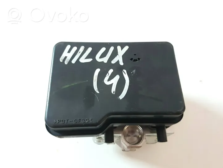 Toyota Hilux (AN10, AN20, AN30) ABS-pumppu 4451071030