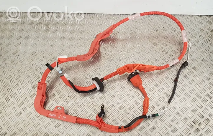 Toyota Auris E180 Kabel wysokiego napięcia 8216402040G