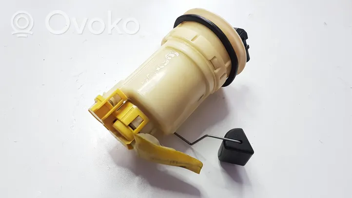 Toyota Camry Pompa carburante immersa 894610C010