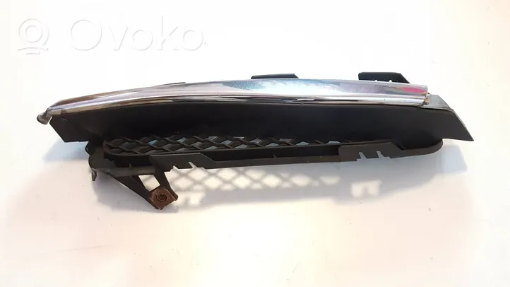 Jaguar XF Grille inférieure de pare-chocs avant 8X2315K233BC