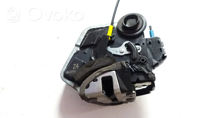 Toyota Land Cruiser (J120) Rear door lock 6906060071