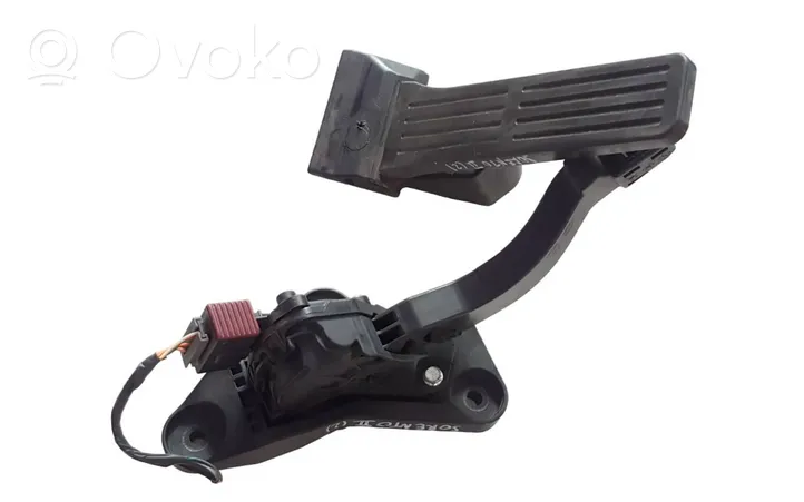 KIA Sorento Accelerator throttle pedal G06