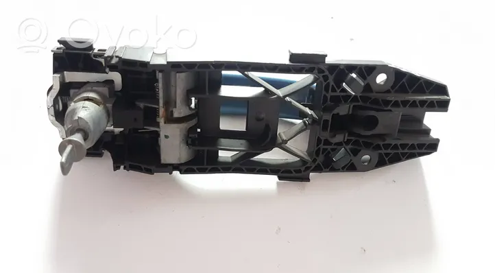 Volkswagen Tiguan Klamka zewnętrzna drzwi przednich 5N0837885H