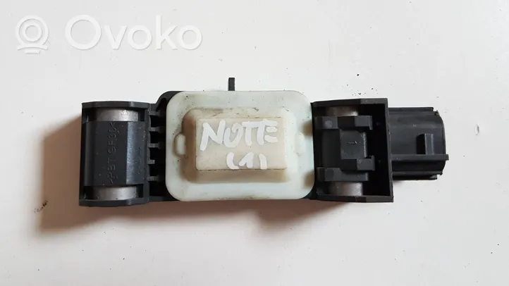 Nissan Note (E11) Sensore d’urto/d'impatto apertura airbag 985829U00A