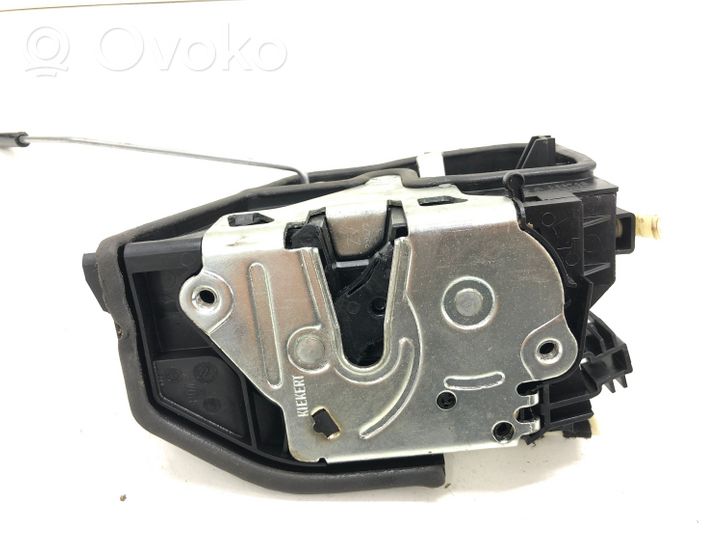 BMW 3 F30 F35 F31 Etuoven lukko 7229459