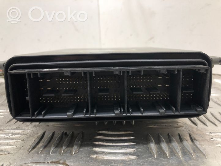 BMW 7 F01 F02 F03 F04 Moottorinohjausyksikön sarja ja lukkosarja 7598345