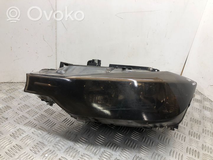 BMW 3 F30 F35 F31 Lampa przednia 125011B02A