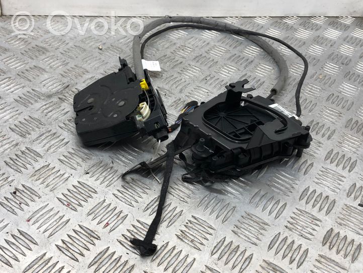 BMW 3 F30 F35 F31 Tavaratilan luukun hydrauliikkasarja 7305020