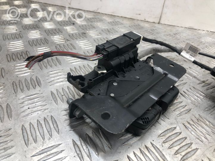 BMW 3 F30 F35 F31 Tavaratilan luukun hydrauliikkasarja 7207038