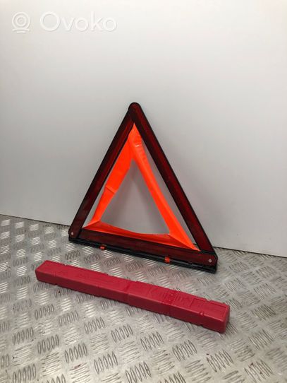 BMW 4 F32 F33 Emergency warning sign 27R034006