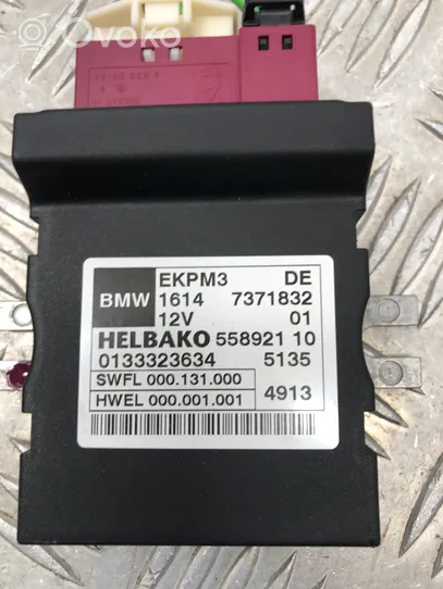 BMW 4 F32 F33 Degalų (kuro) siurblio valdymo blokas 55892110