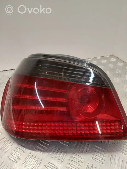 BMW 5 E60 E61 Lampy tylne / Komplet BM079B0DE2E