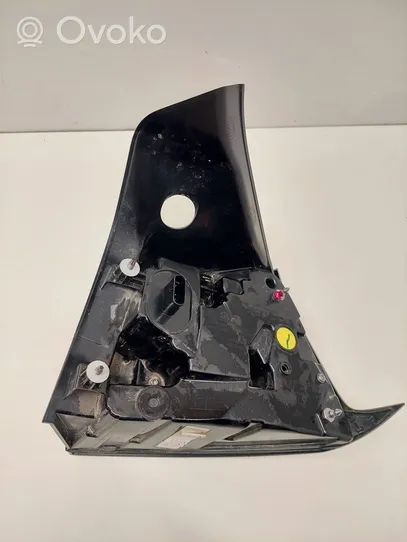 Tesla Model 3 Lampa tylna 5V188W5