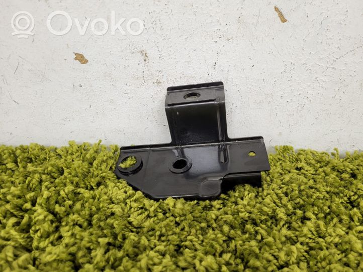 Toyota Auris E180 Staffa di montaggio del radiatore 16505-0r010