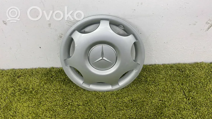 Mercedes-Benz C W203 R15 wheel hub/cap/trim 2034010024