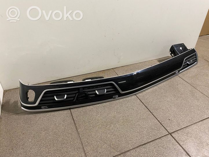 BMW 7 G11 G12 Kojelaudan hansikaslokeron lista 6992255