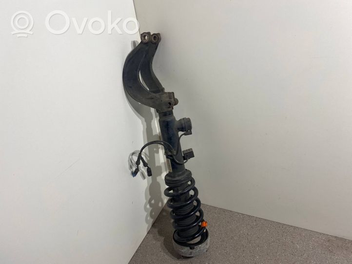 BMW X5 F15 Priekinis amortizatorius su spyruokle 6863174