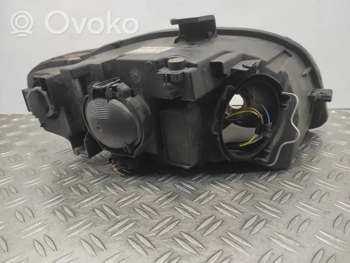 Audi A4 S4 B7 8E 8H Headlight/headlamp 8E0941003AJ