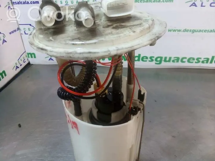 Opel Vivaro In-tank fuel pump 172021036R