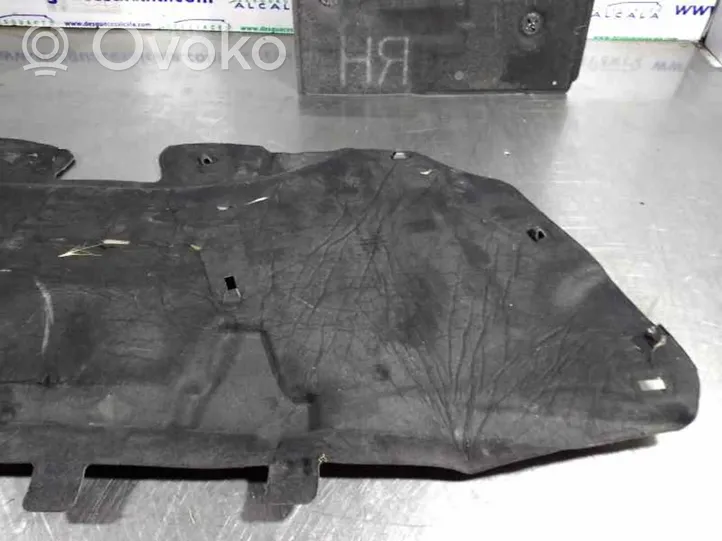 Ford Focus ST Engine splash shield/under tray 2025268