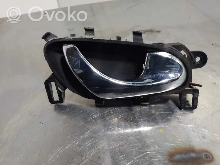 Nissan Qashqai Galinė atidarymo rankenėlė vidinė 806704EA1A