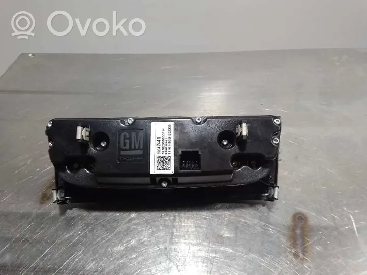 Opel Astra K Climate control unit 39042441