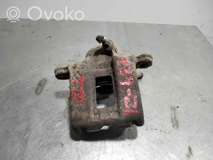 Toyota Land Cruiser (J200) Supporto della pinza del freno posteriore 4773034030