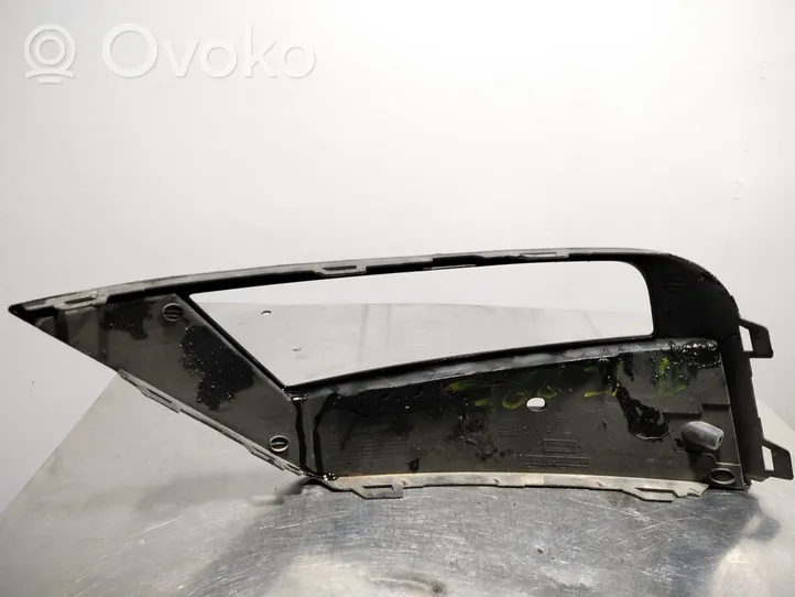 Seat Leon (5F) Grill / Wlot powietrza błotnika przedniego 5F0853666G