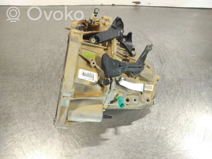 Nissan Qashqai Boîte de vitesses manuelle à 5 vitesses TL6100