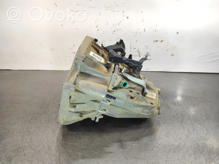 Nissan Qashqai Boîte de vitesses manuelle à 5 vitesses TL6100