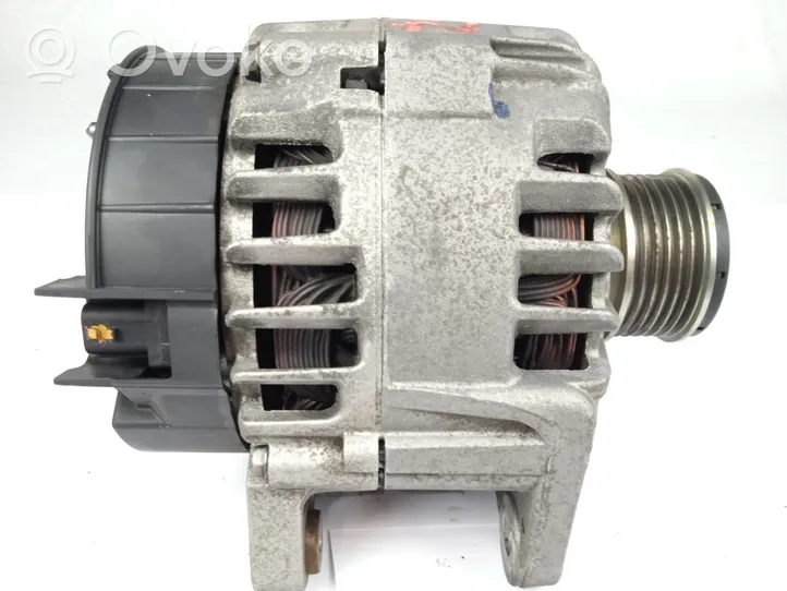 Renault Kangoo II Generator/alternator 231000026R