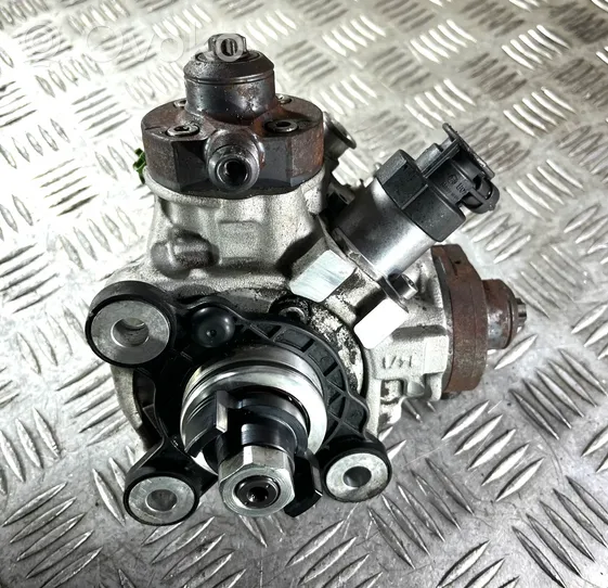 Volvo V60 Pompe d'injection de carburant à haute pression 31372081