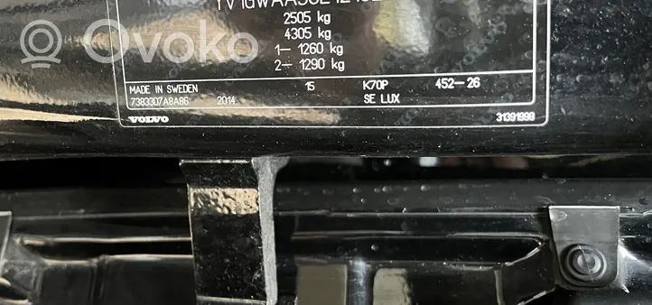 Volvo V60 Pokrywa przednia / Maska silnika 31352823